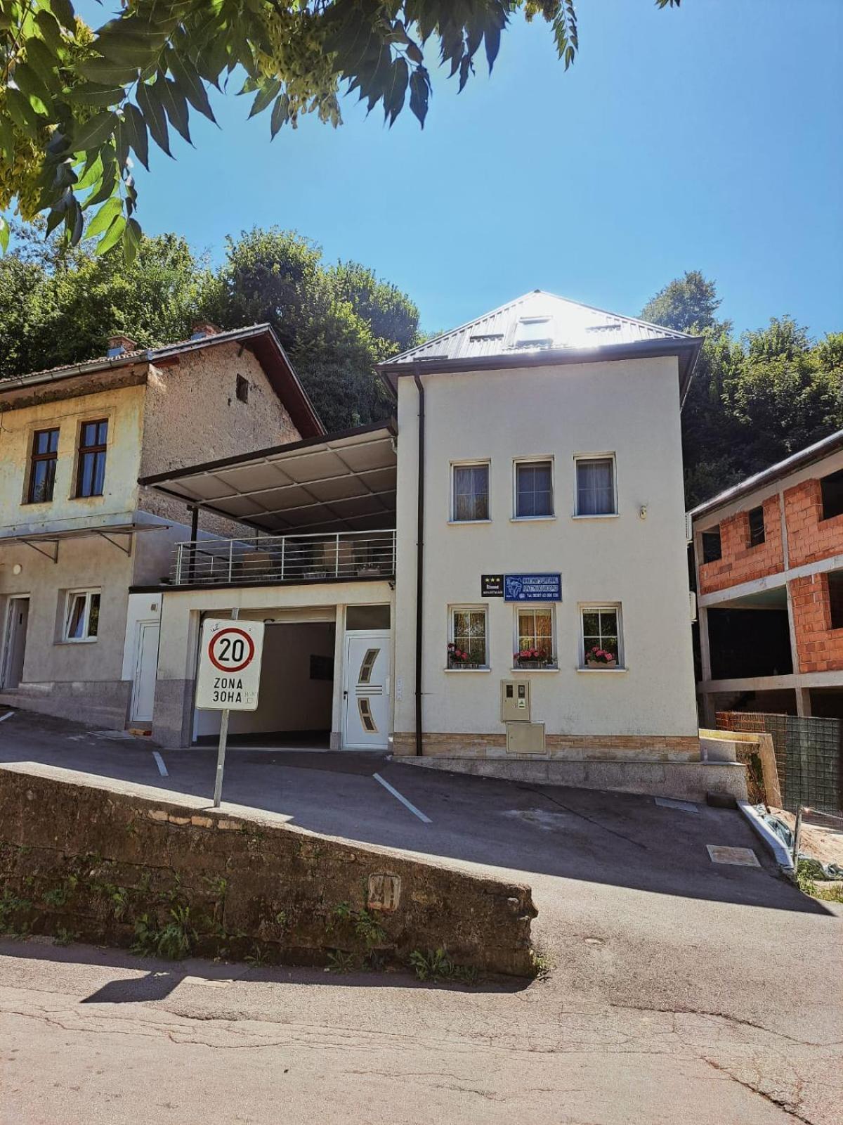 Apartmani Waterfall / Vodopad Jajca Kültér fotó